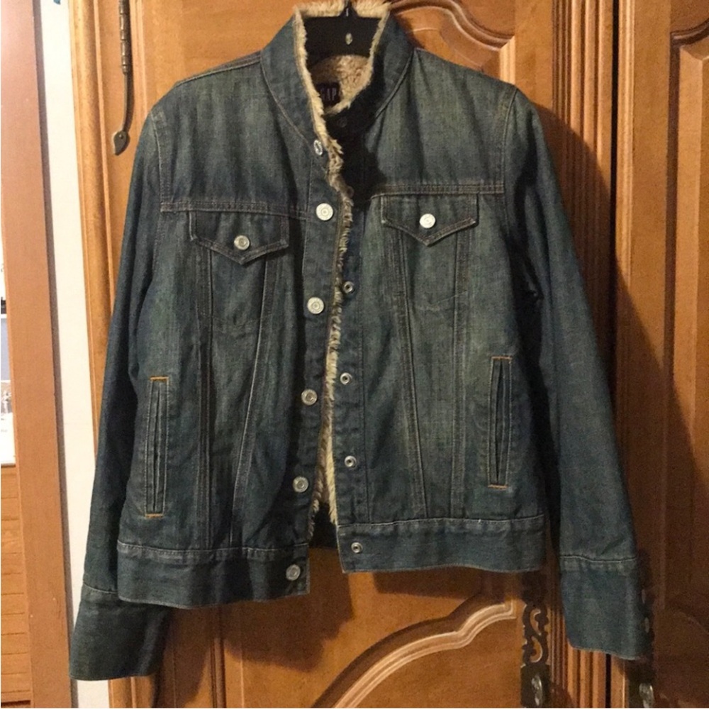 GAP Denim Jacket with Tan Faux shearling